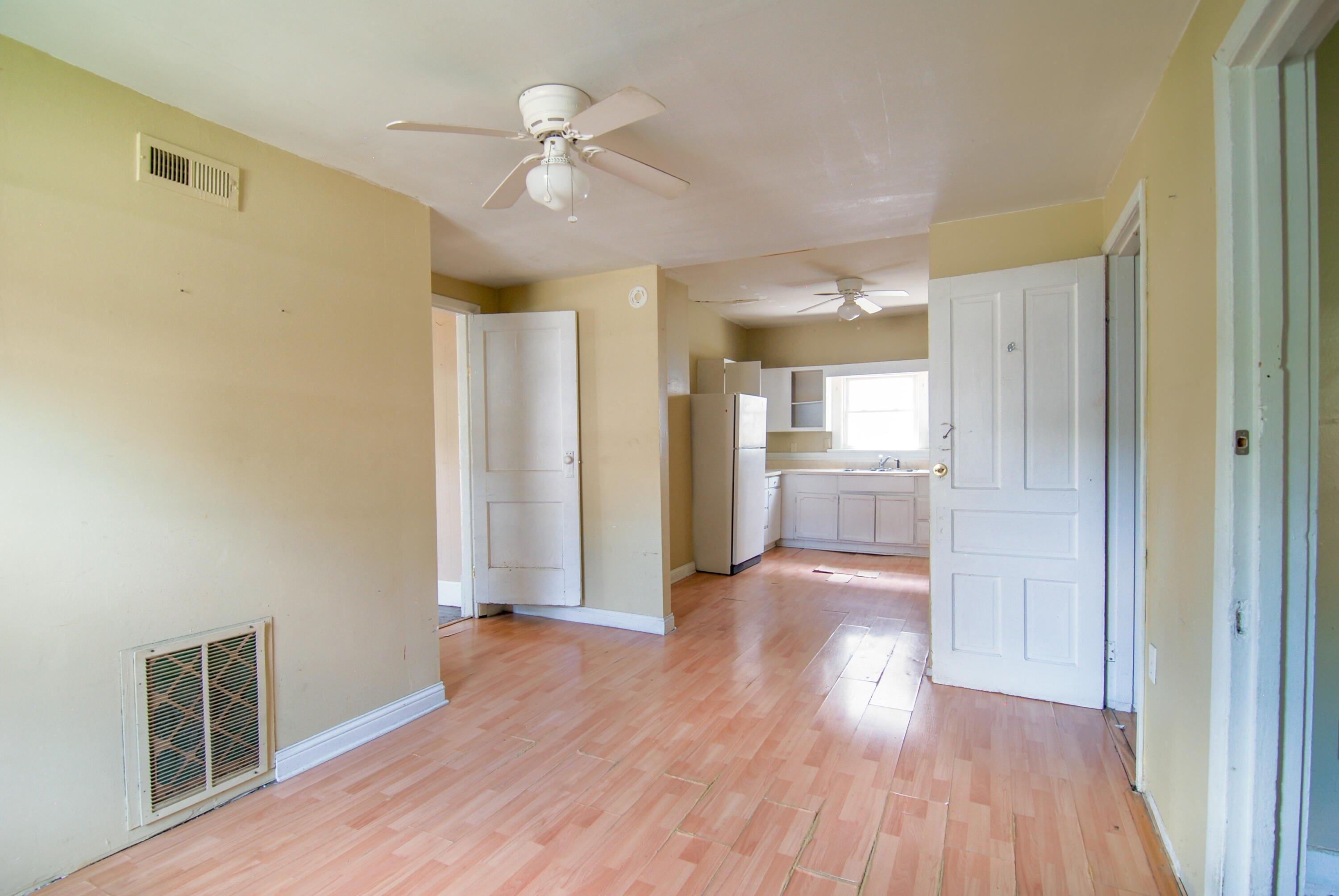 Preston Ave, Lexington, KY 40502