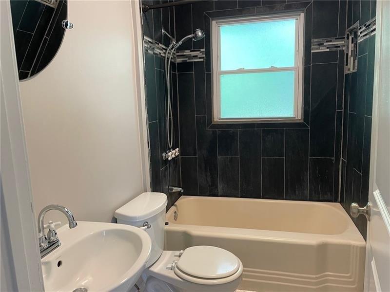 Woodbine Cir Se, Atlanta, GA 30317