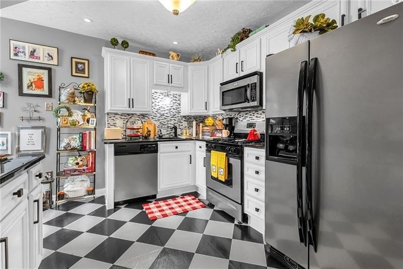 Tyler St, Aliquippa, PA 15001