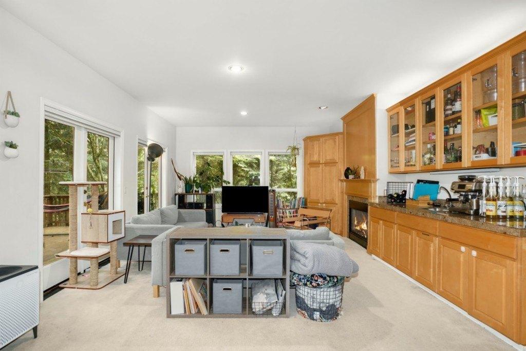 Ne 24th St, Bellevue, WA 98004