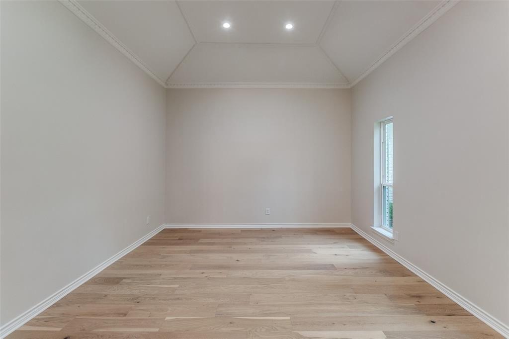 Regalbluff Dr, Dallas, TX 75248