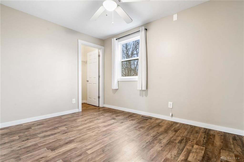 Willowview Dr, Moraine, OH 45439