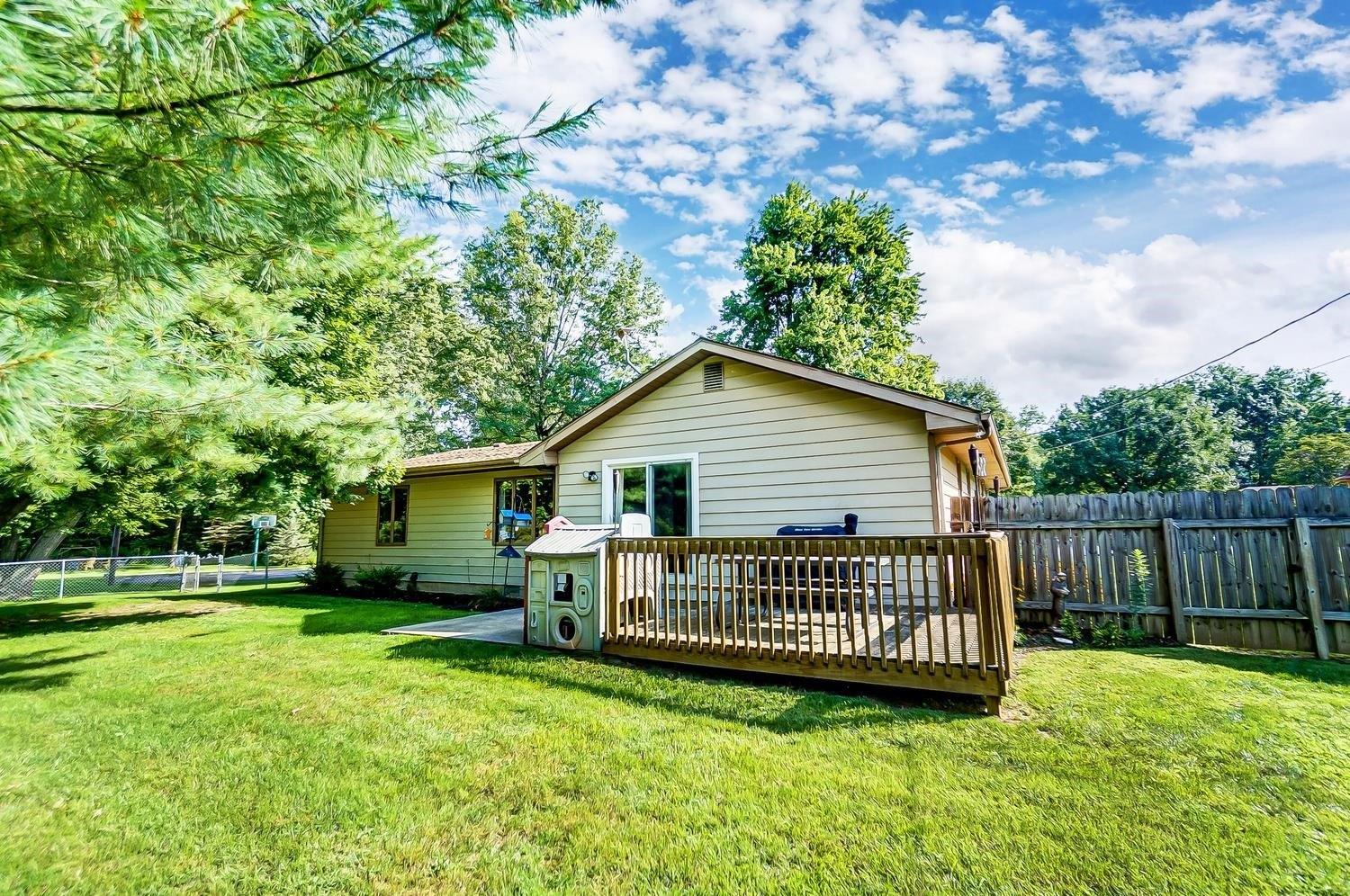 Samantha Dr, Fort Wayne, IN 46835