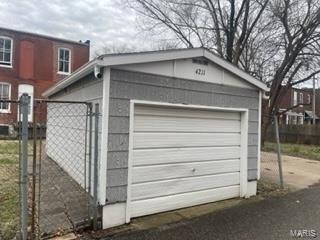 Norfolk Ave, Saint Louis, MO 63110