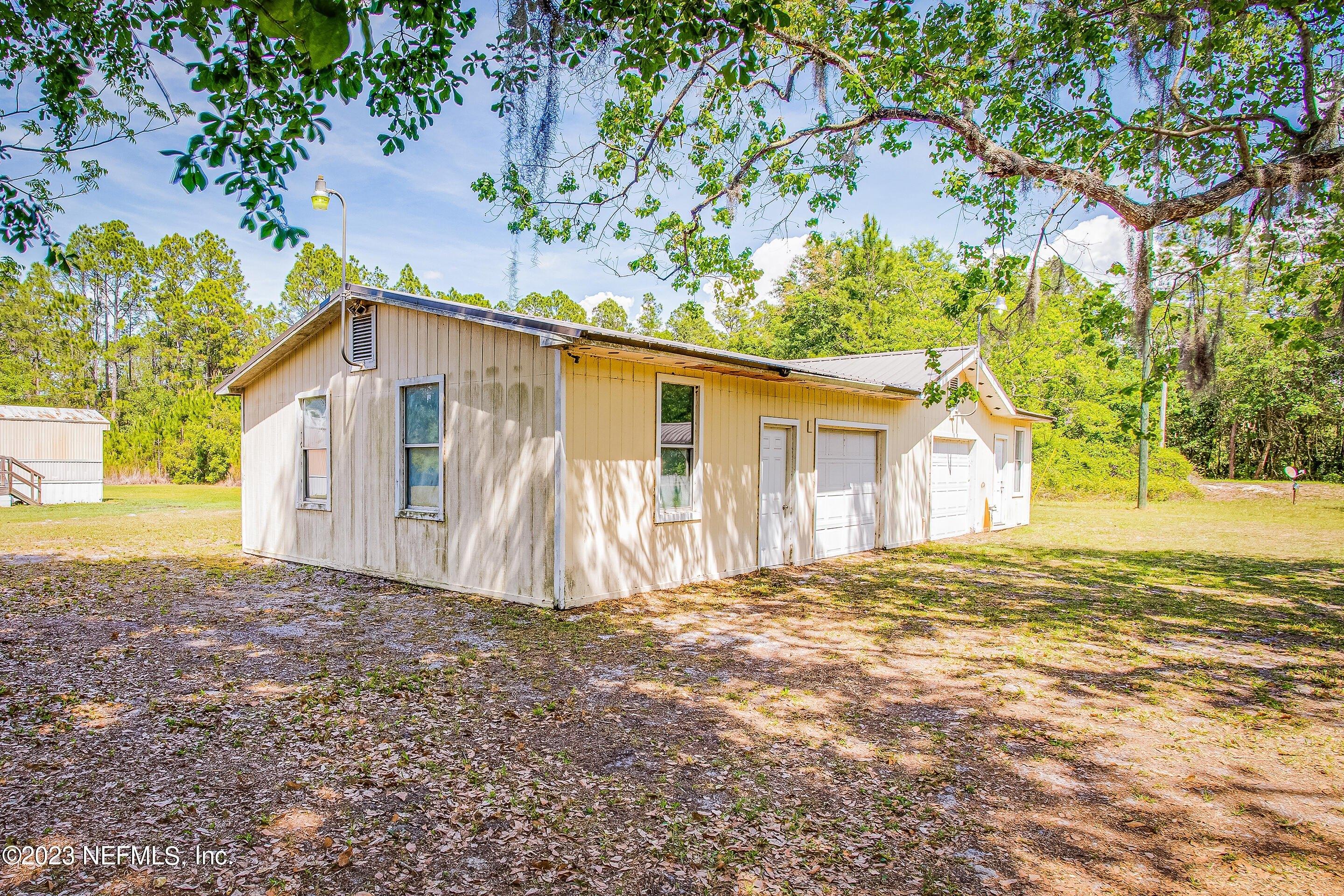 Meadows Ln, Callahan, FL 32011