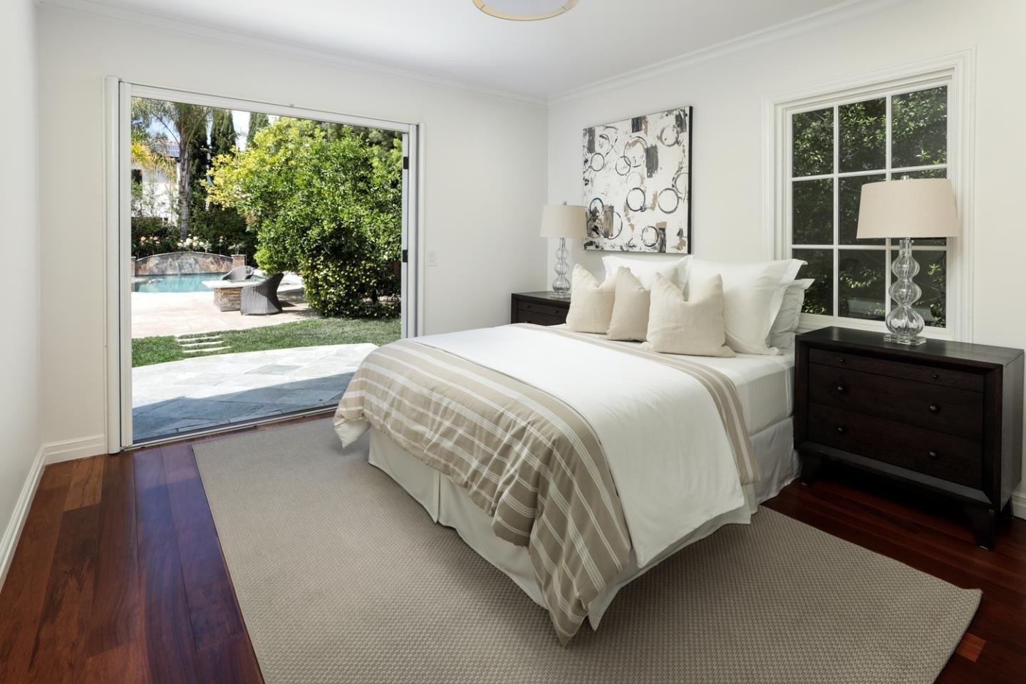 Santa Cruz Ave, Menlo Park, CA 94025