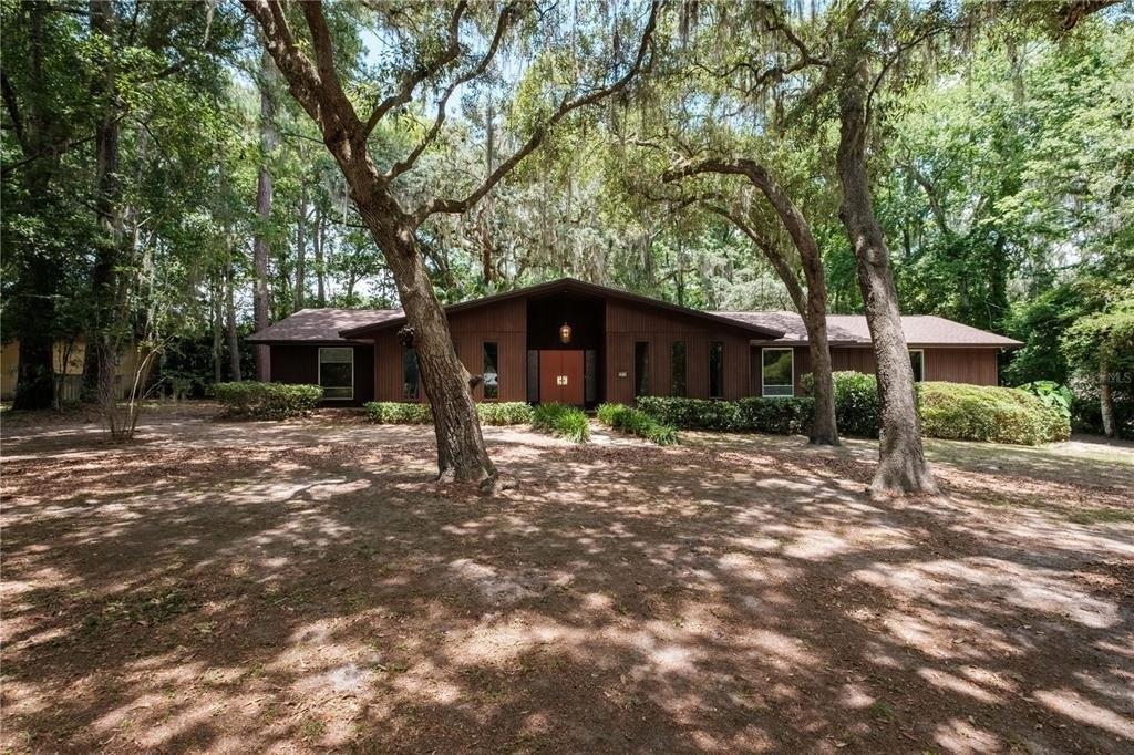 Nw 13th Ct, Gainesville, FL 32605