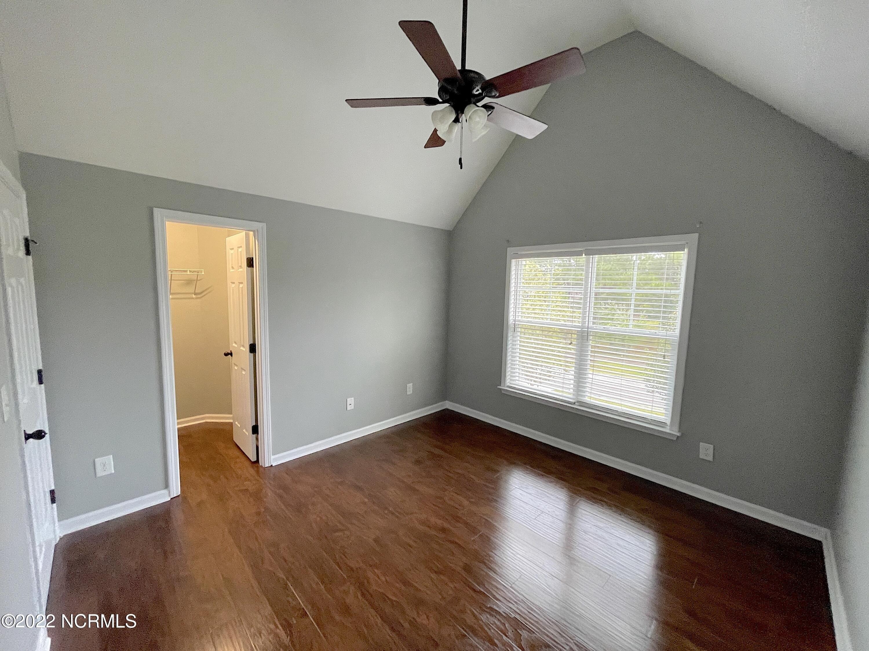 Lumis Ct, Hampstead, NC 28443