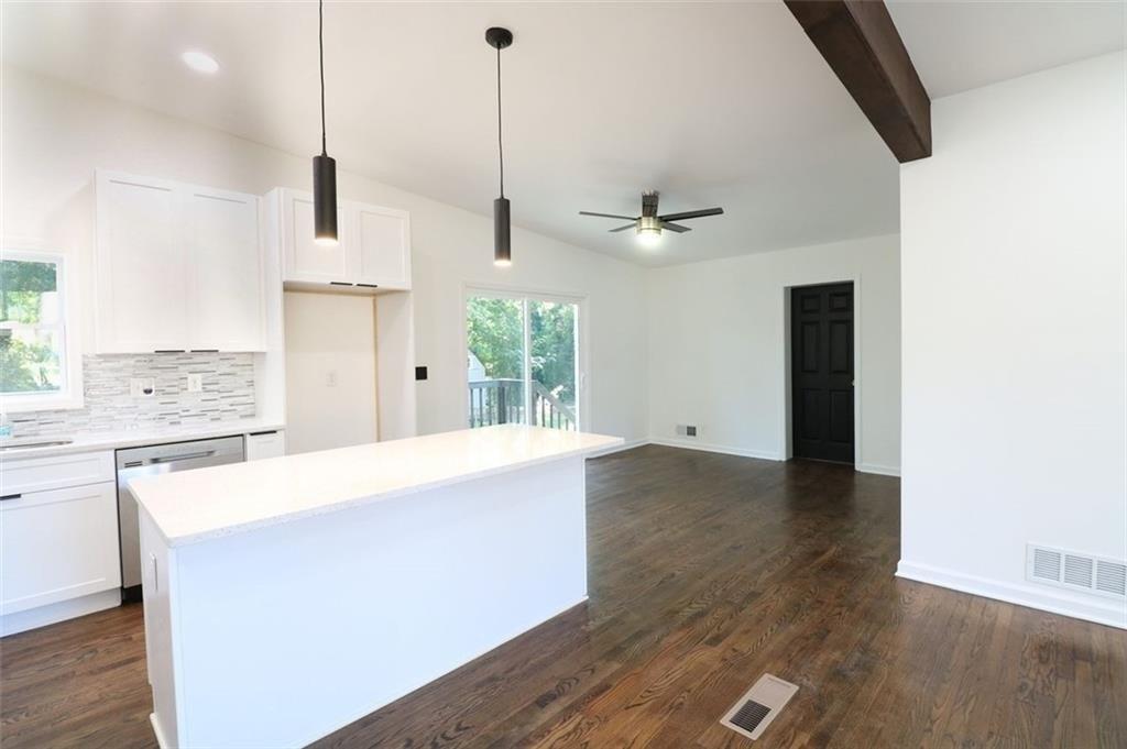 Snapfinger Rd, Decatur, GA 30032