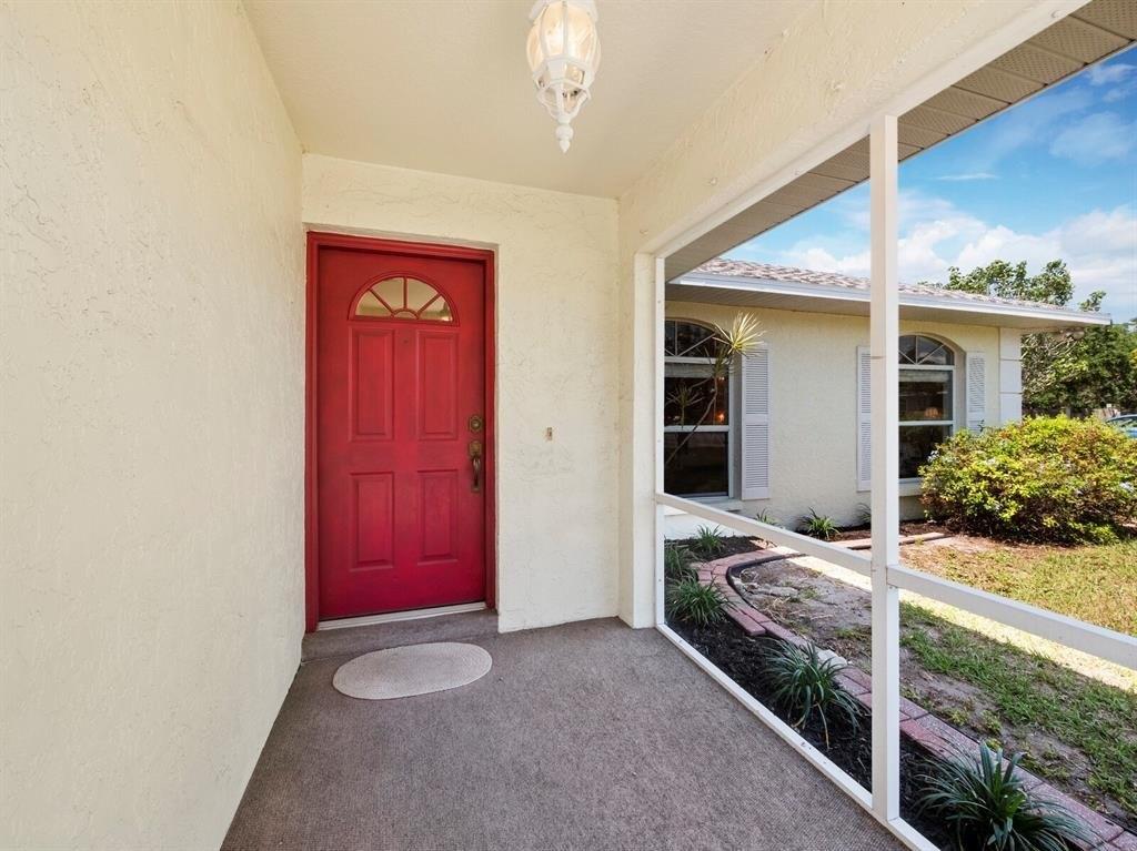 77th Ter E, Sarasota, FL 34243