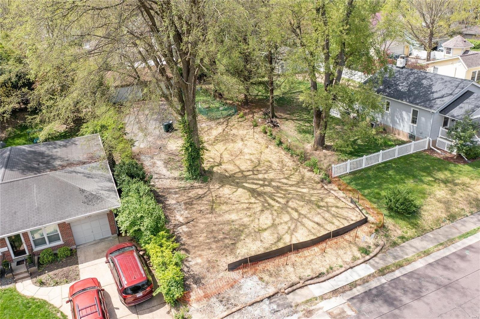 Landscape Ave, Saint Louis, MO 63119