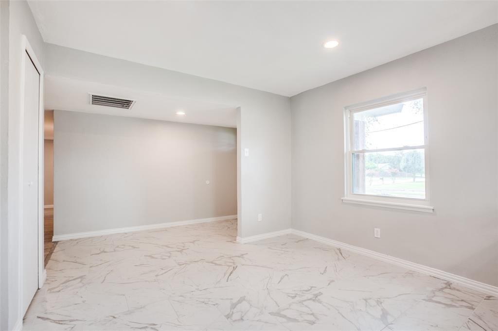 Chatsworth Rd, Carrollton, TX 75007