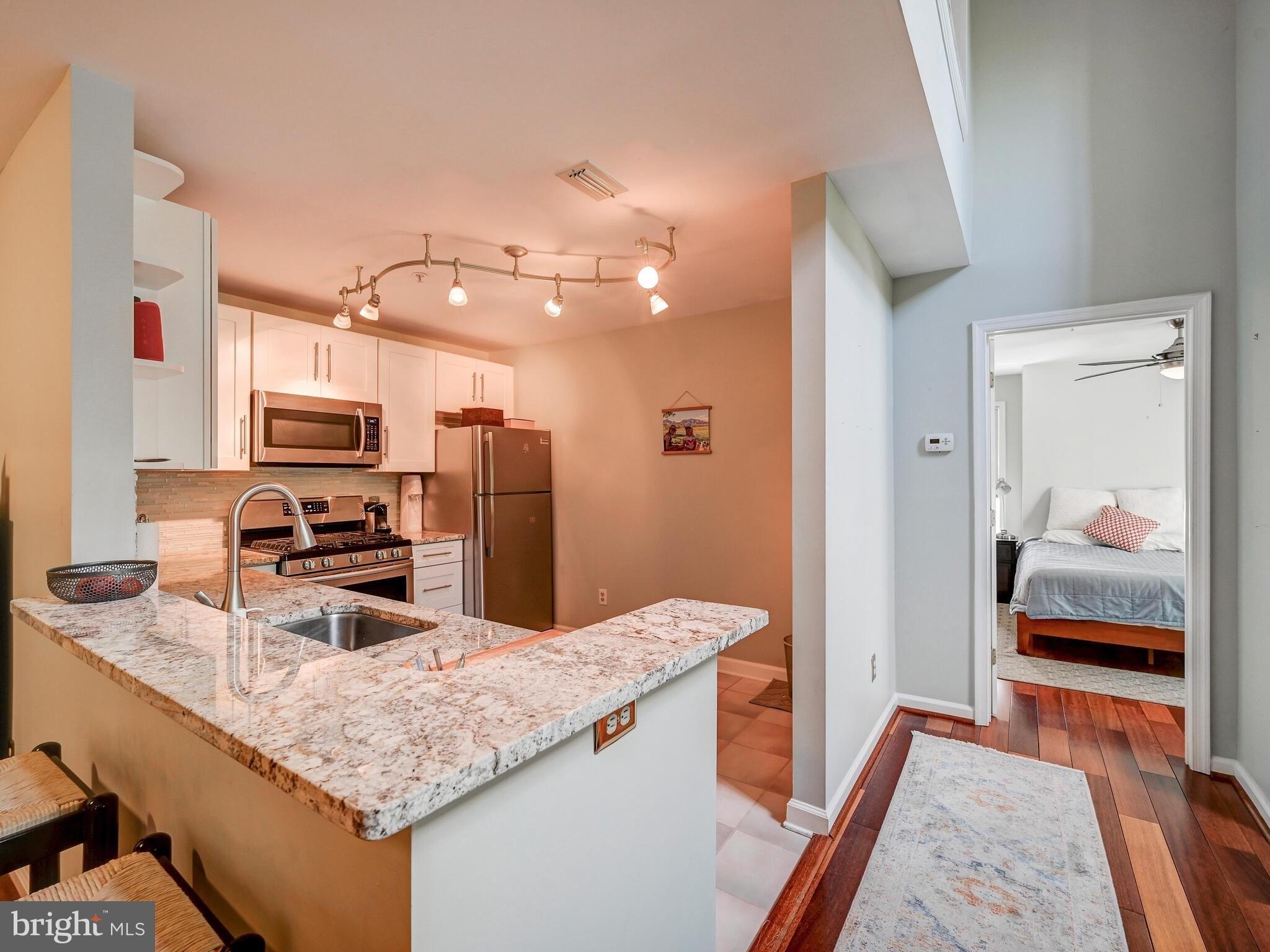Falls Gable Ln, Baltimore, MD 21209