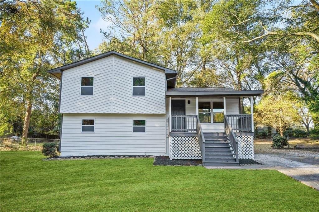 Karen Ct, Lawrenceville, GA 30046