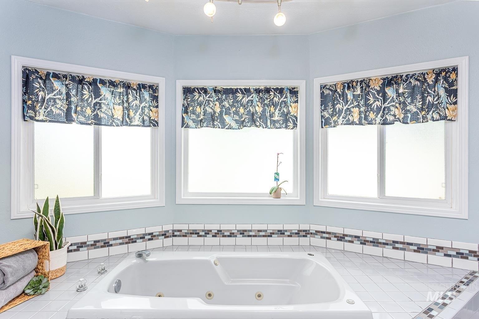N Gem St, Nampa, ID 83651