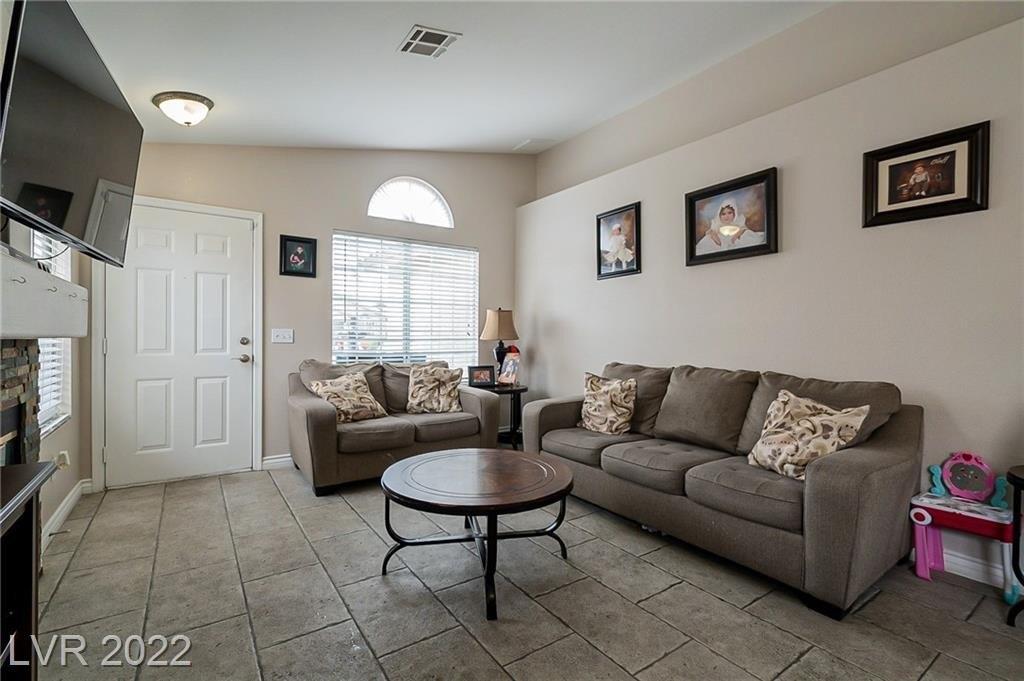 Desert Clover Ct, Las Vegas, NV 89129