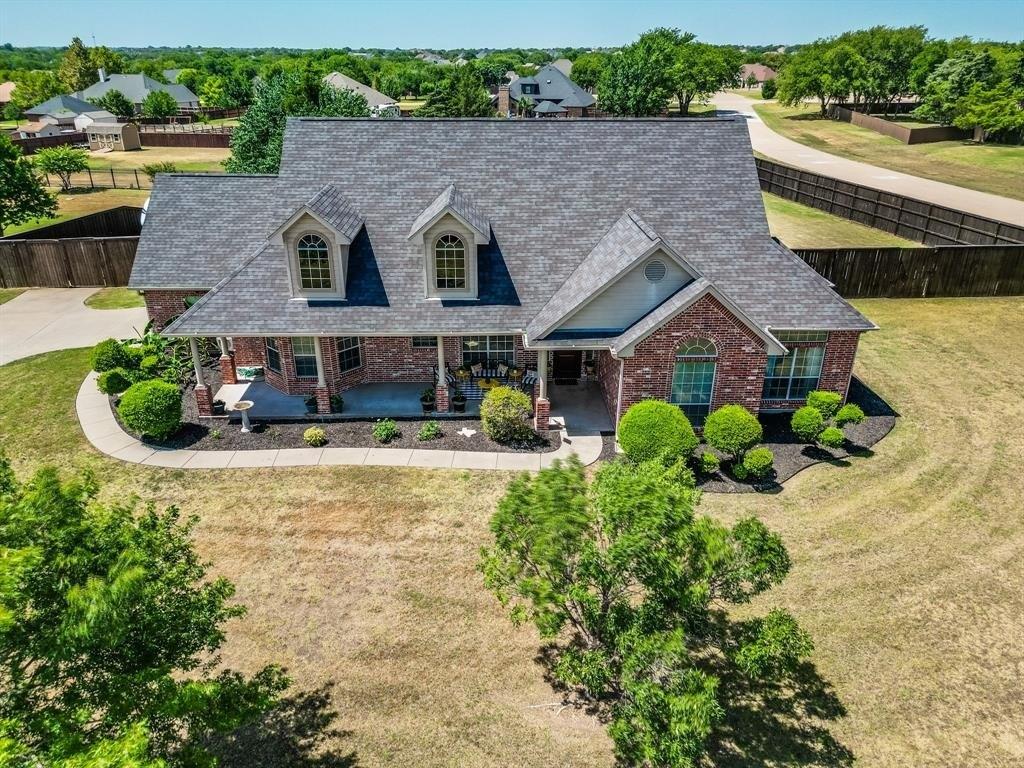 Katy Kourt E, Midlothian, TX 76065