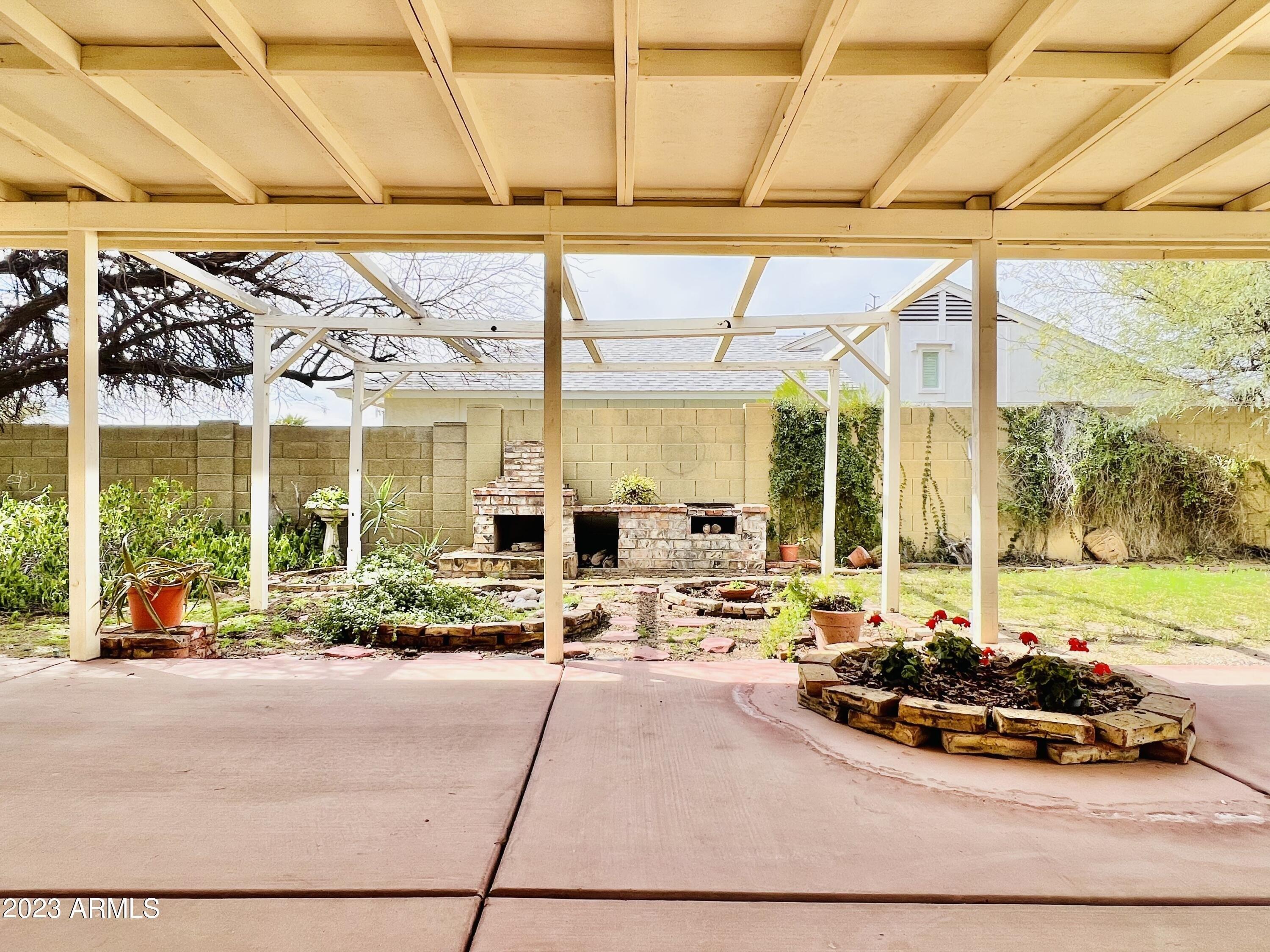 W Irma Ln, Phoenix, AZ 85027
