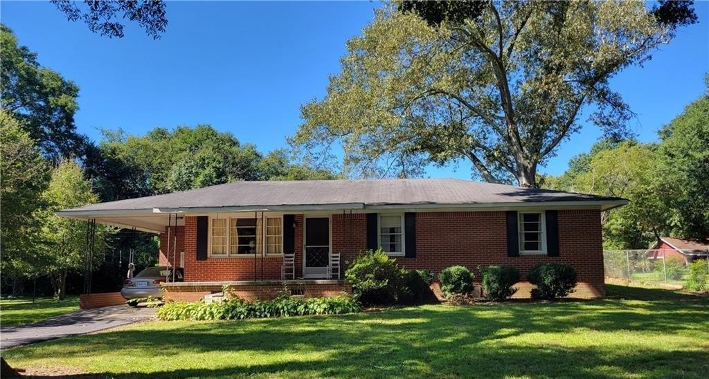 William Dr, Cartersville, GA 30120