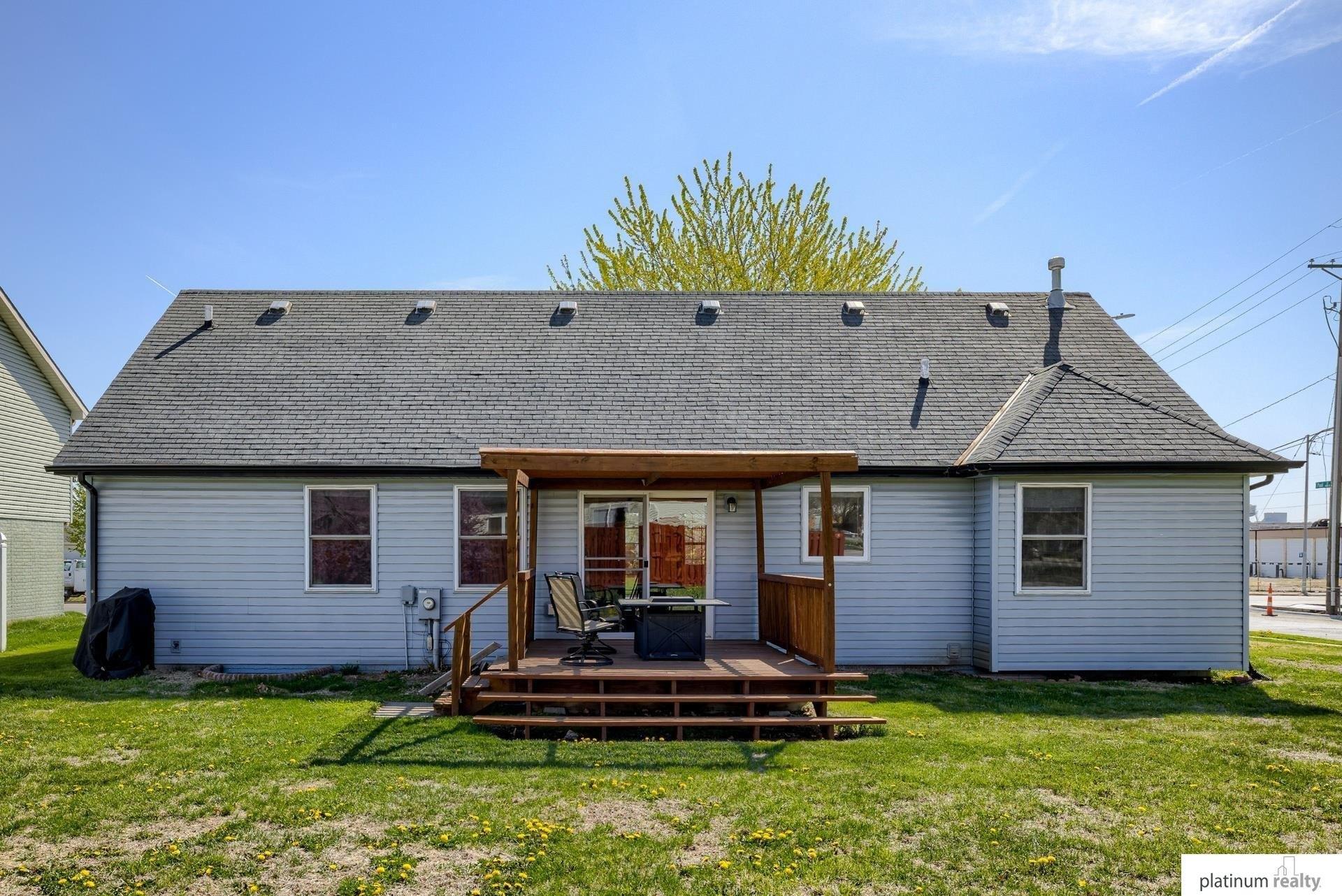 N 20th St, Omaha, NE 68102