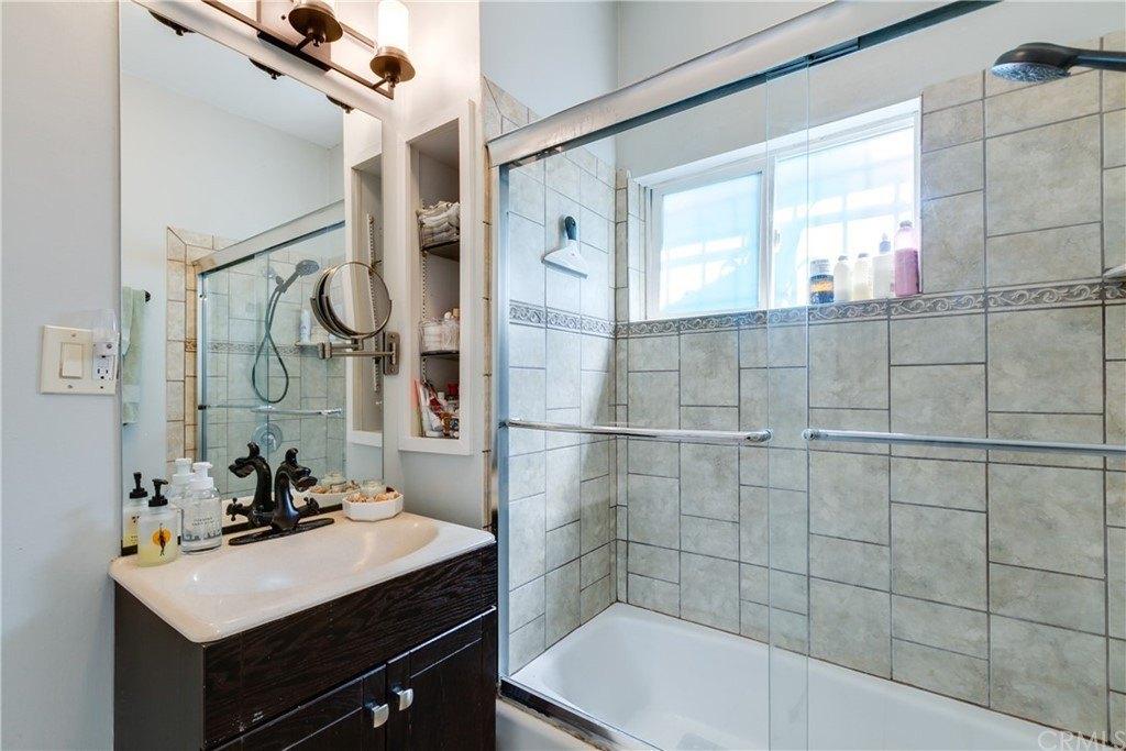 Coronel St, Los Angeles, CA 90012