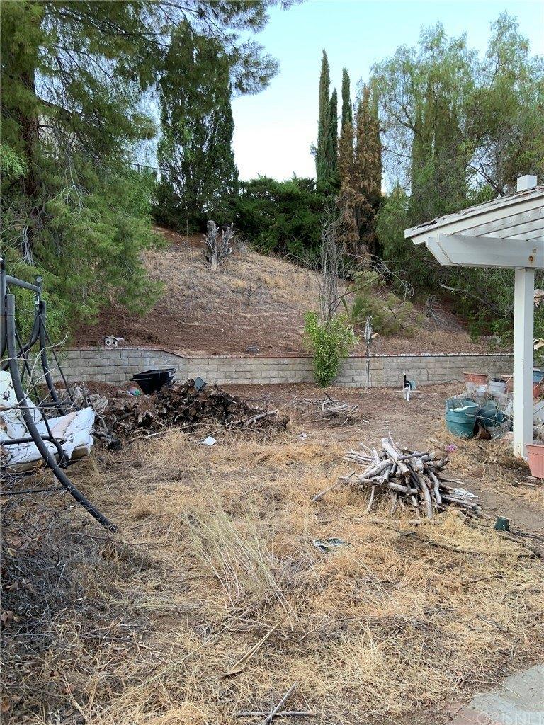 Desert Pl, Castaic, CA 91384