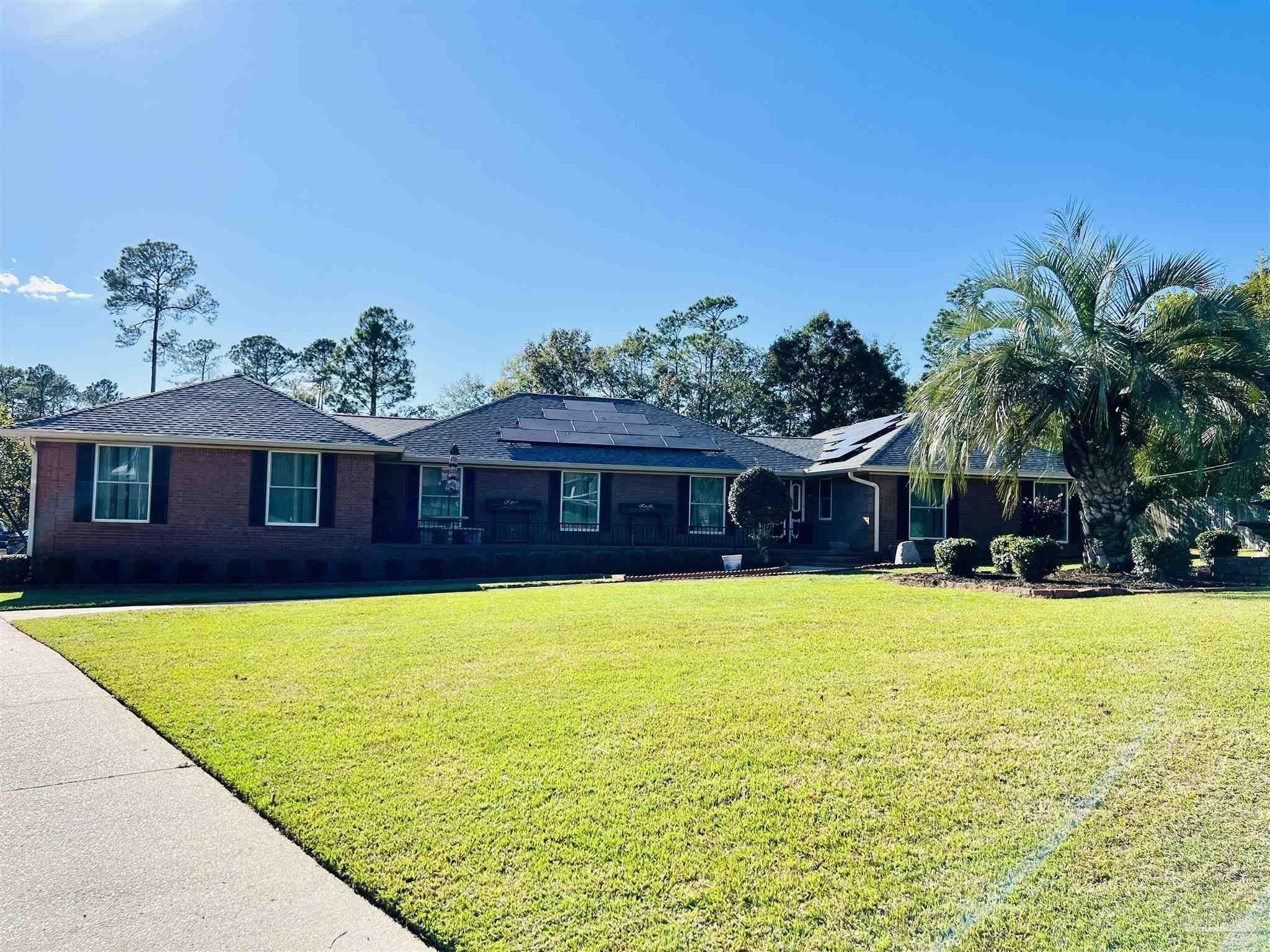 Bold Ruler Dr, Cantonment, FL 32533