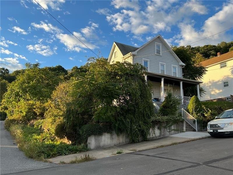 25th St, Mckeesport, PA 15132