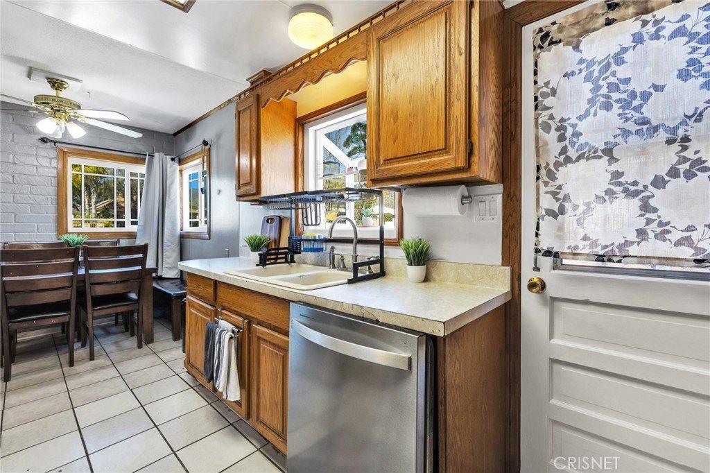 Herron St, Sylmar, CA 91342