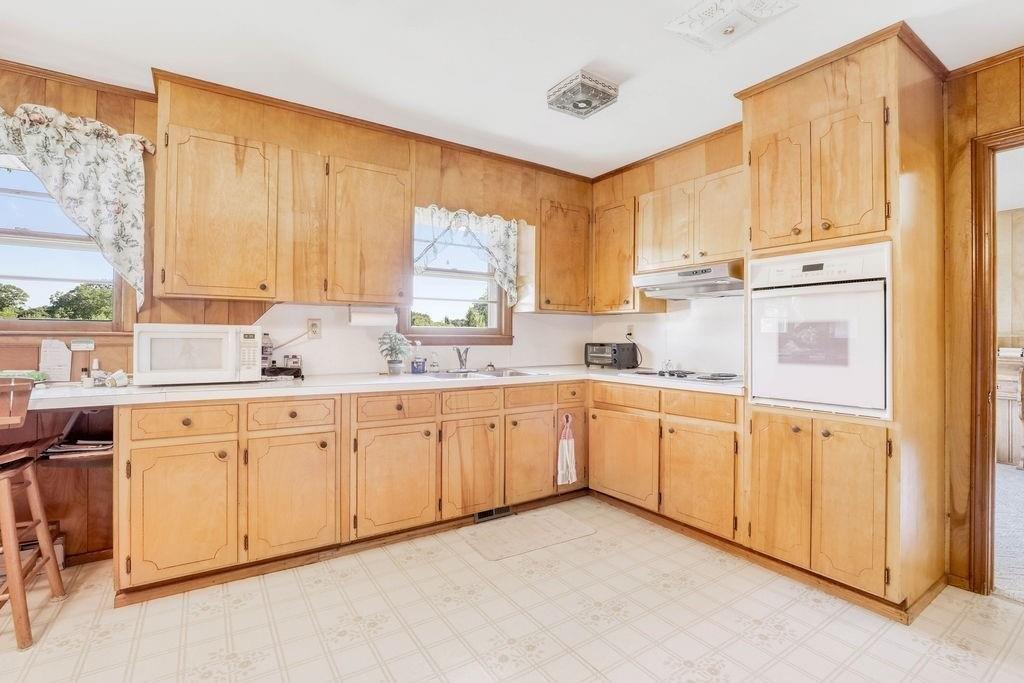 Springdale Dr, Williamston, SC 29697