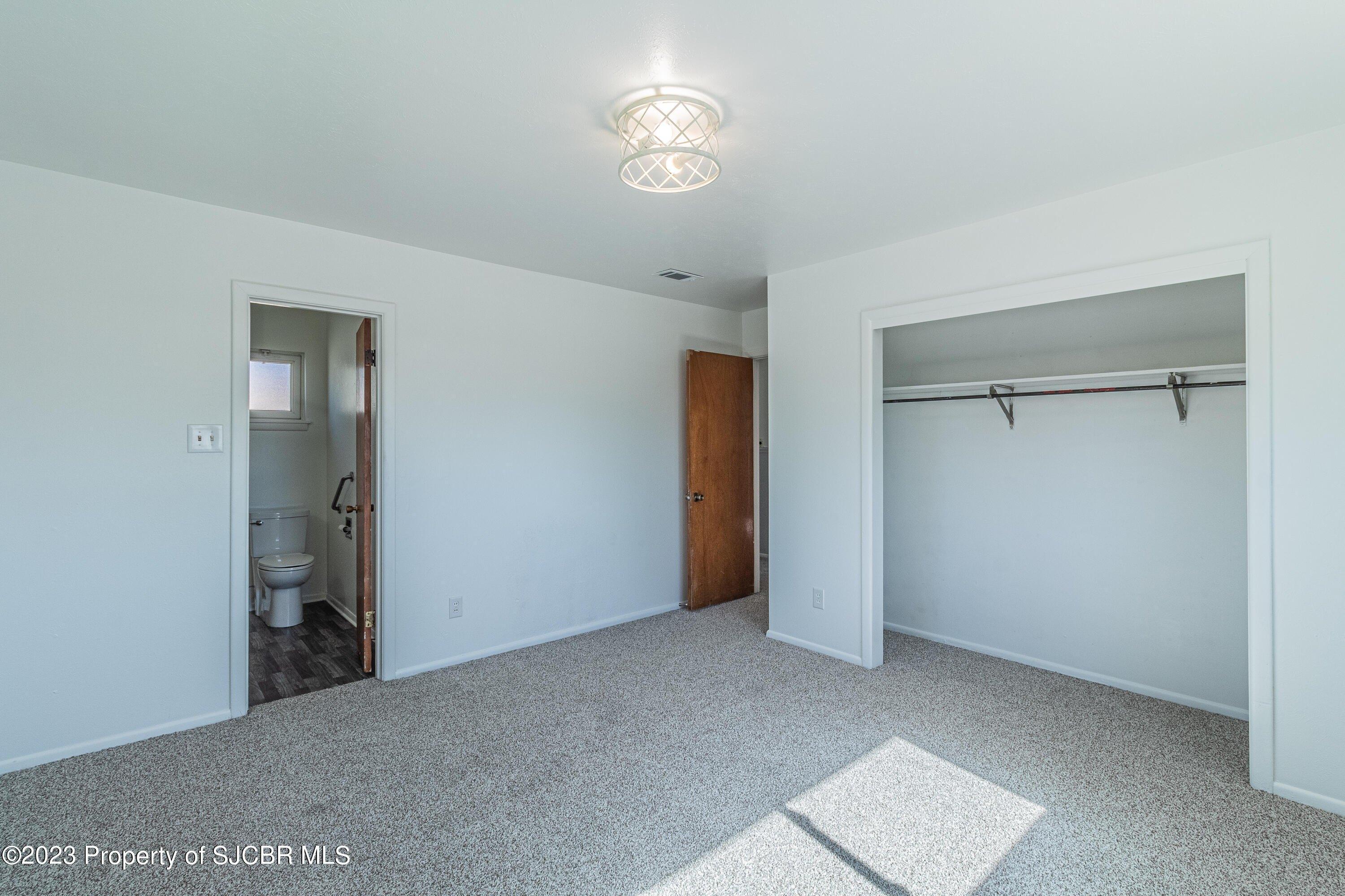 Cimarron Ave, Aztec, NM 87410