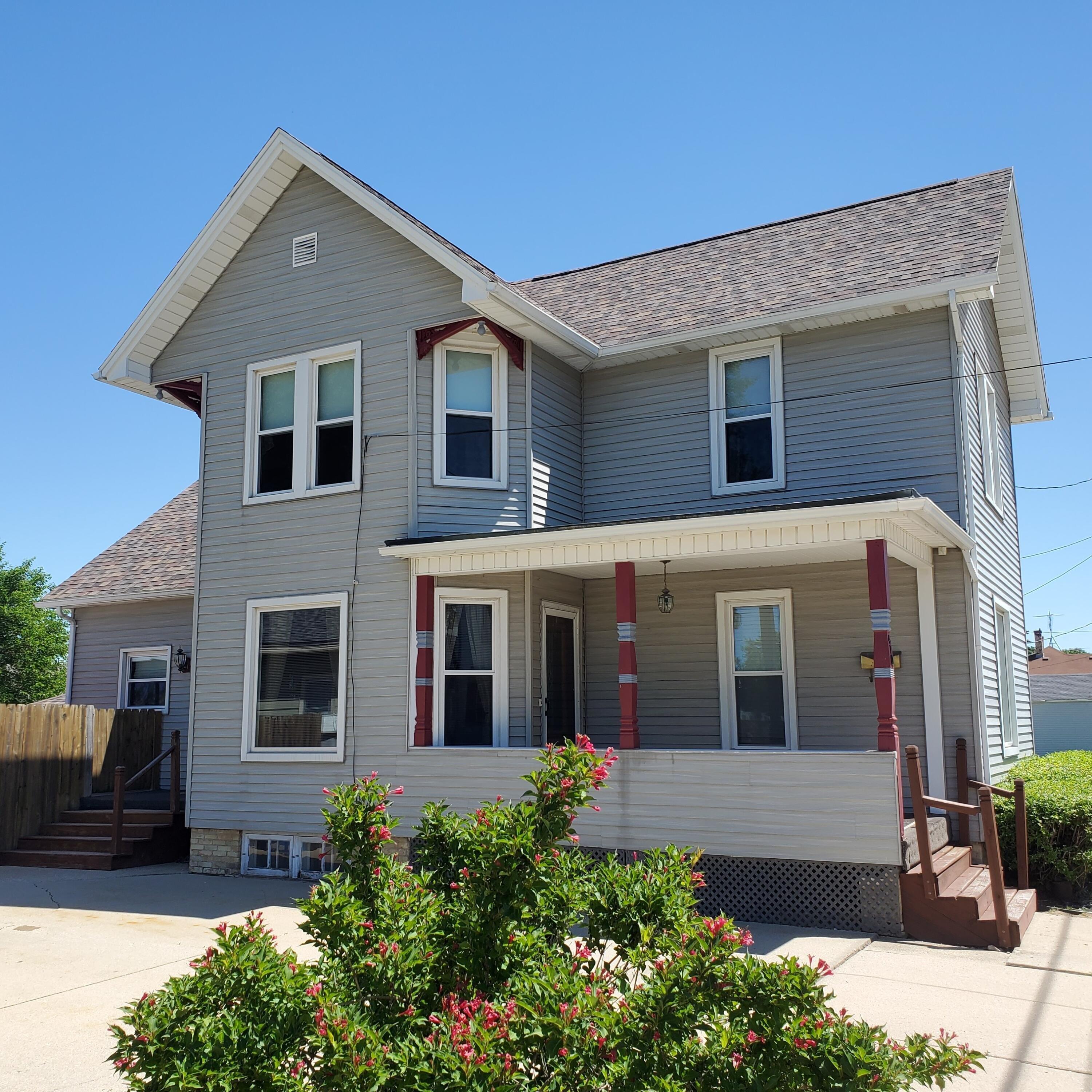 E Division St, Watertown, WI 53098