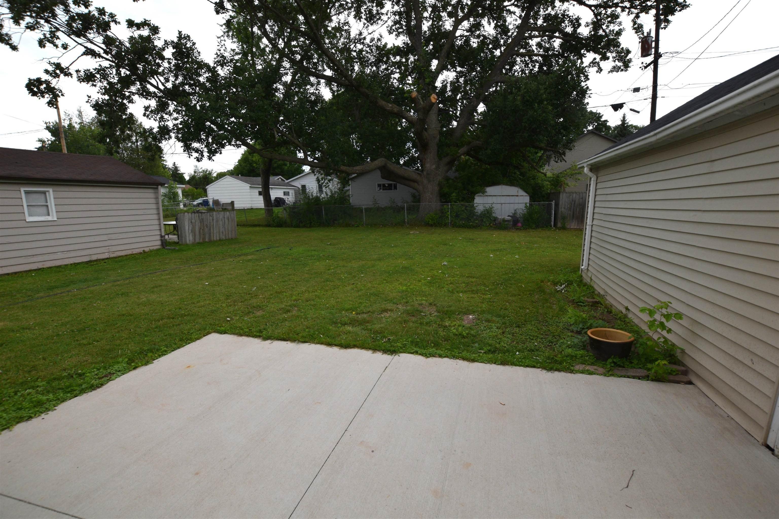 S Norwood Ave, Green Bay, WI 54304