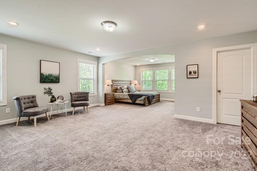 S San Agustin Dr, Mooresville, NC 28117