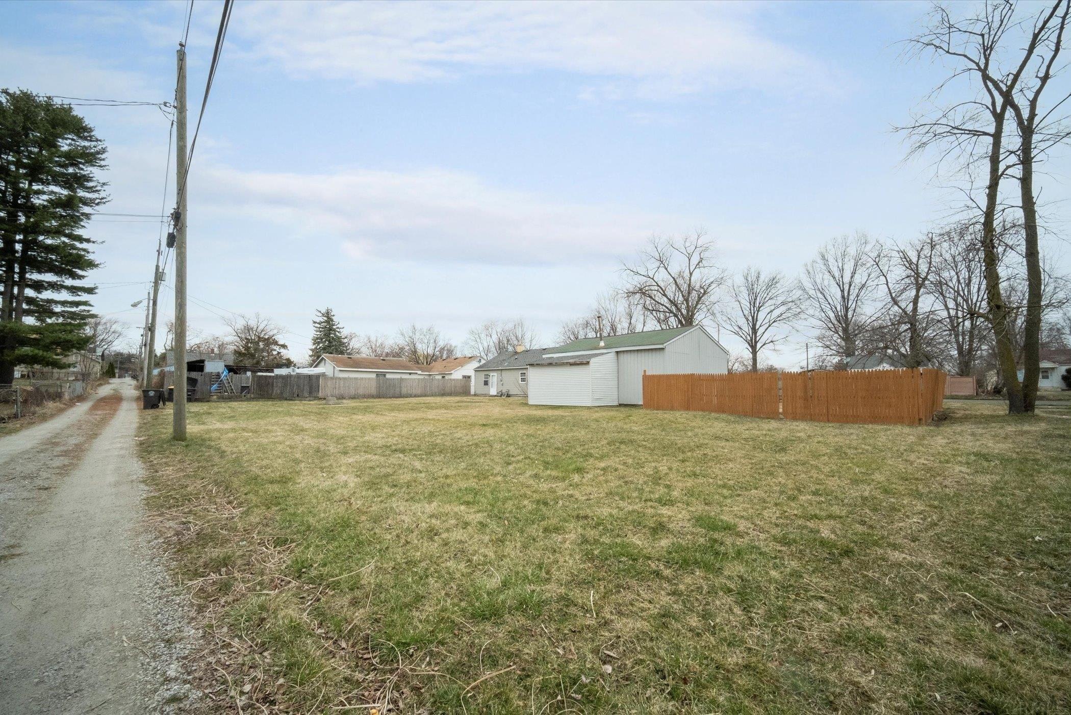 Mccormick Ave, Fort Wayne, IN 46803