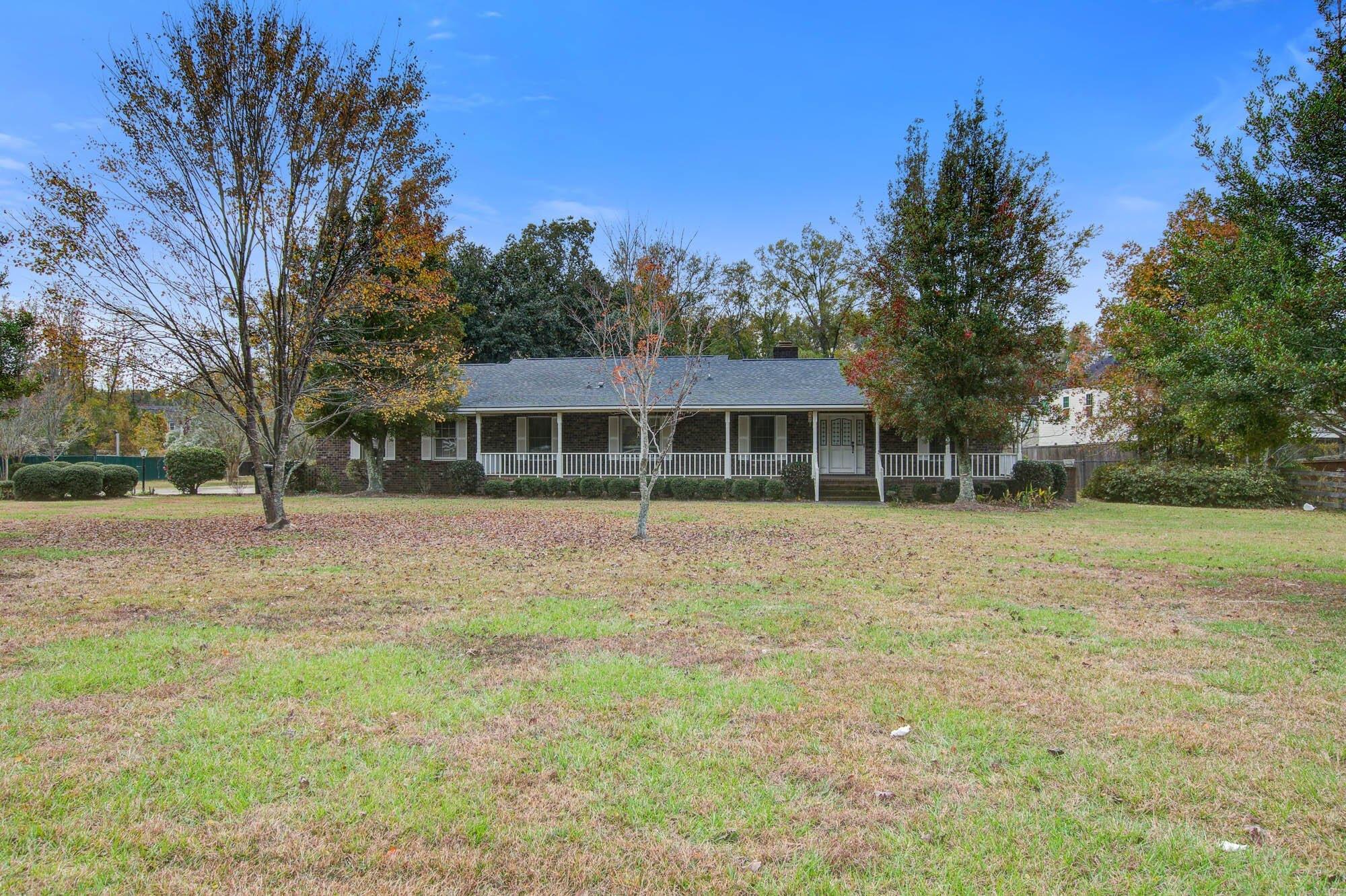 W Butternut Rd, Summerville, SC 29483