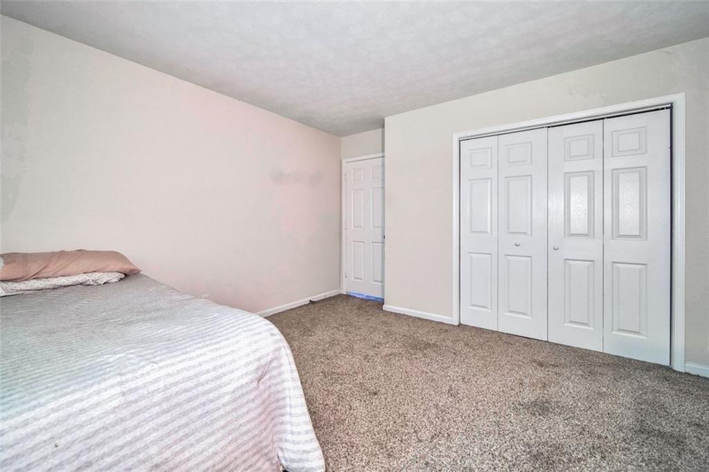 Lake Hollow Blvd Sw, Marietta, GA 30064