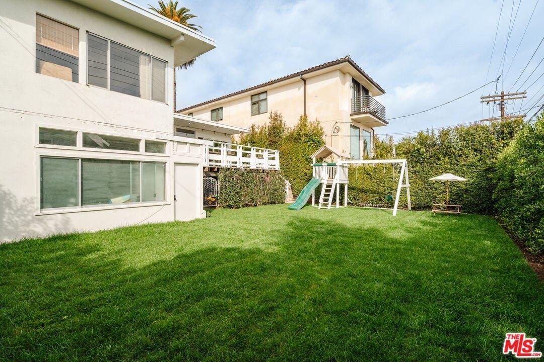 Marquez Ave, Pacific Palisades, CA 90272