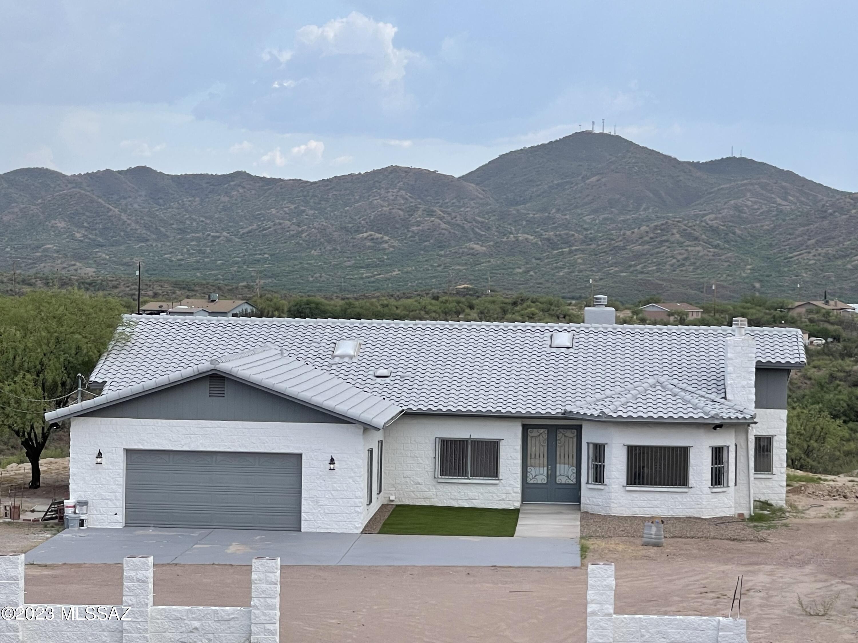 Fuego Ct, Rio Rico, AZ 85648