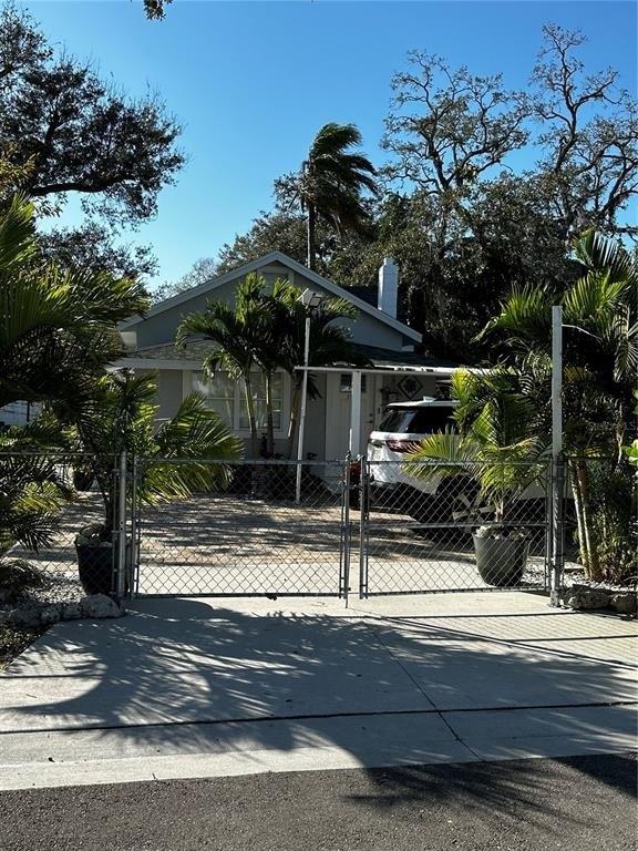 10th St W, Bradenton, FL 34205