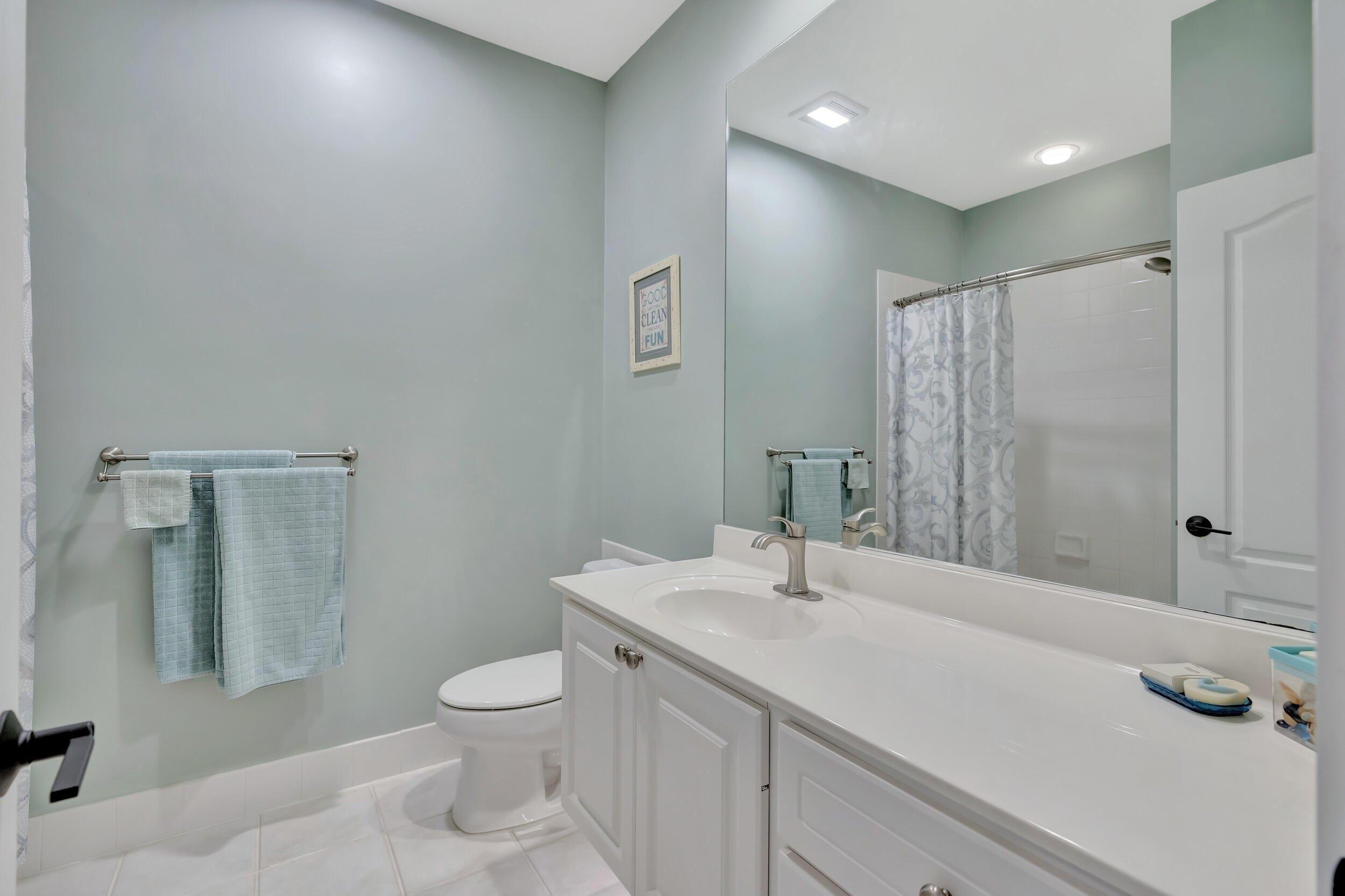 Freeport Dr, Jupiter, FL 33458