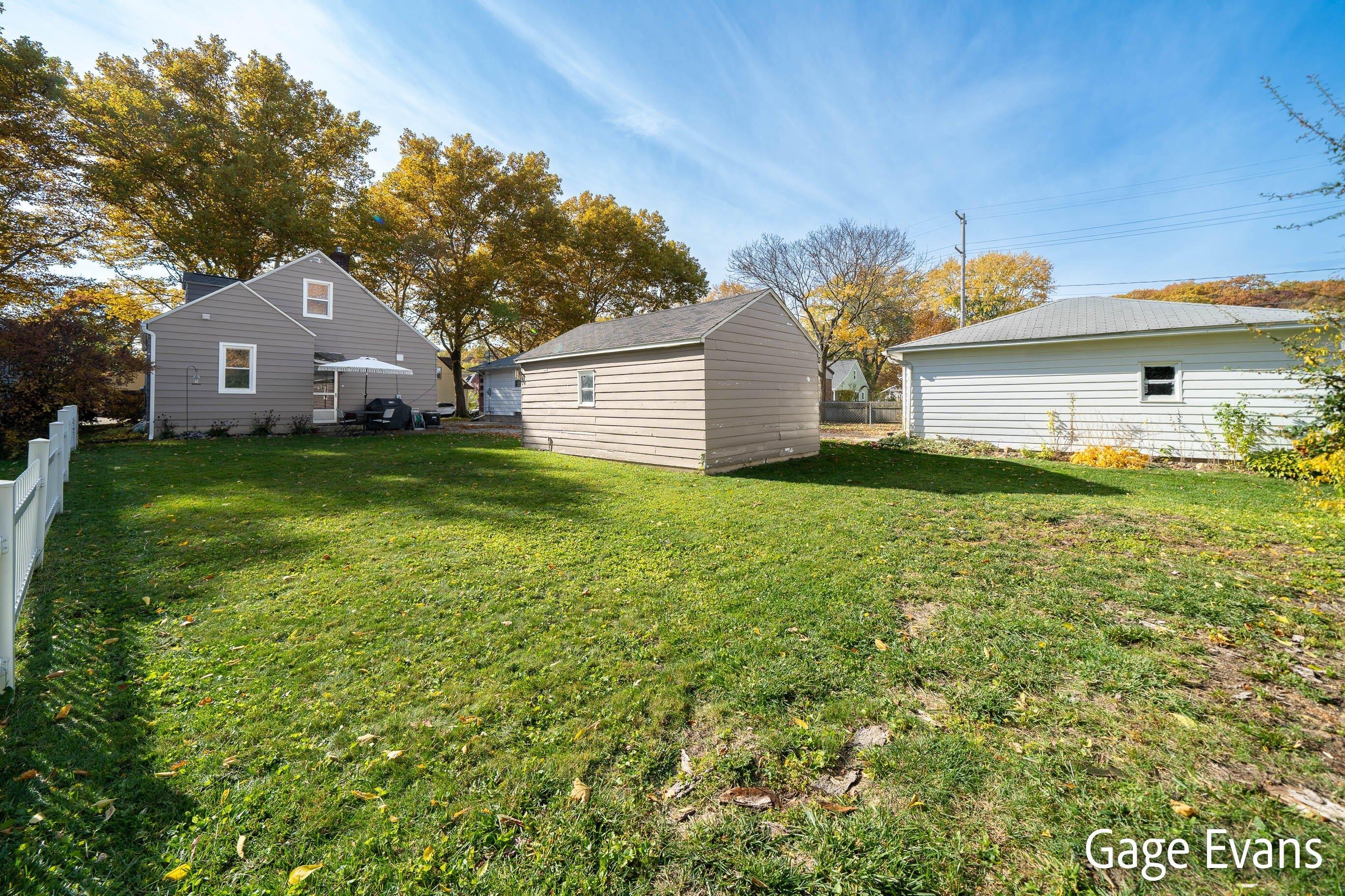 5th St Nw, Grand Rapids, MI 49504