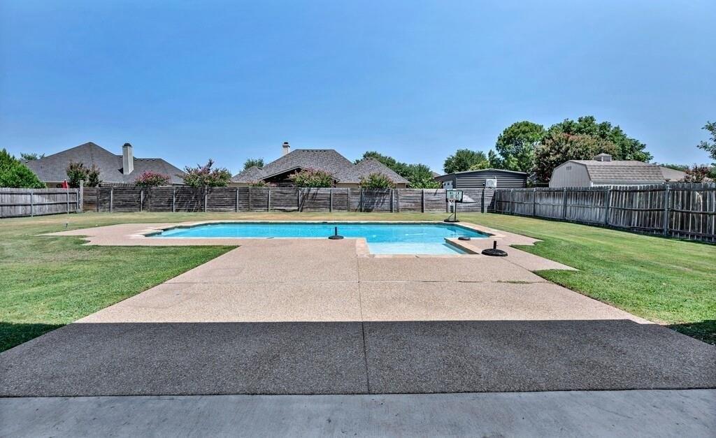 Landsdown Dr, Waco, TX 76708