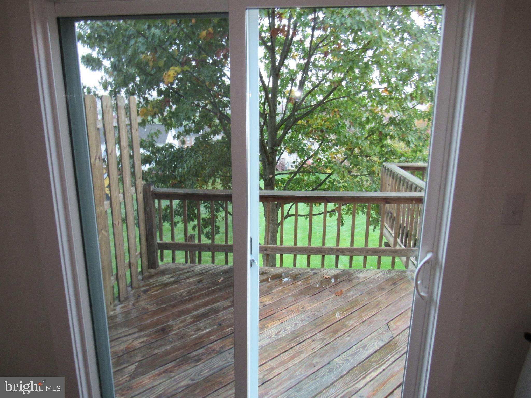 Robin Hill Cir, York, PA 17404