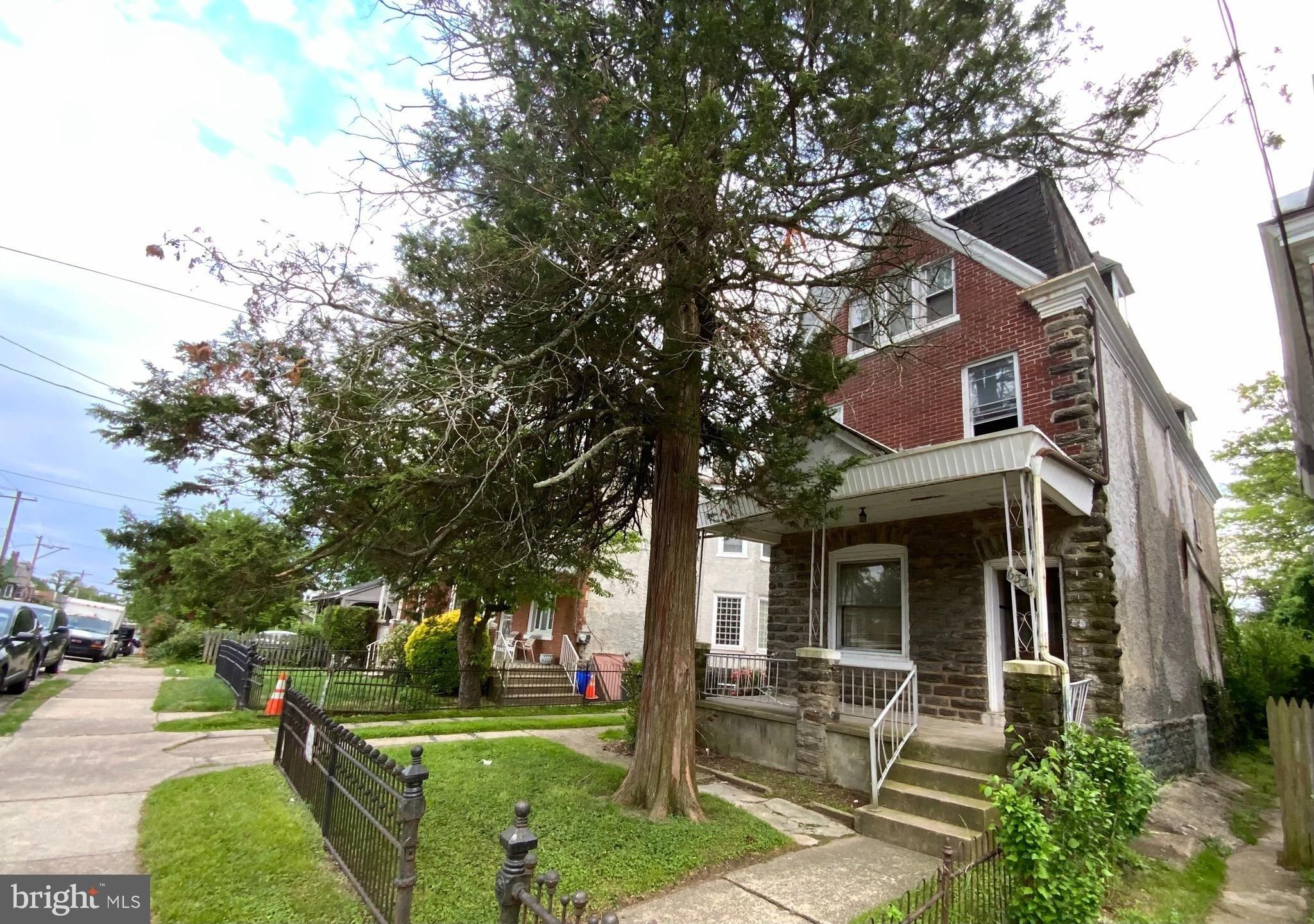 Baynton St, Philadelphia, PA 19144