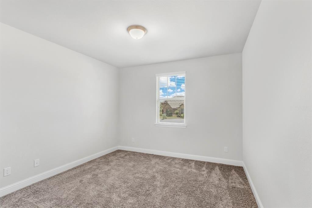 Sandstone Dr, Hurst, TX 76054