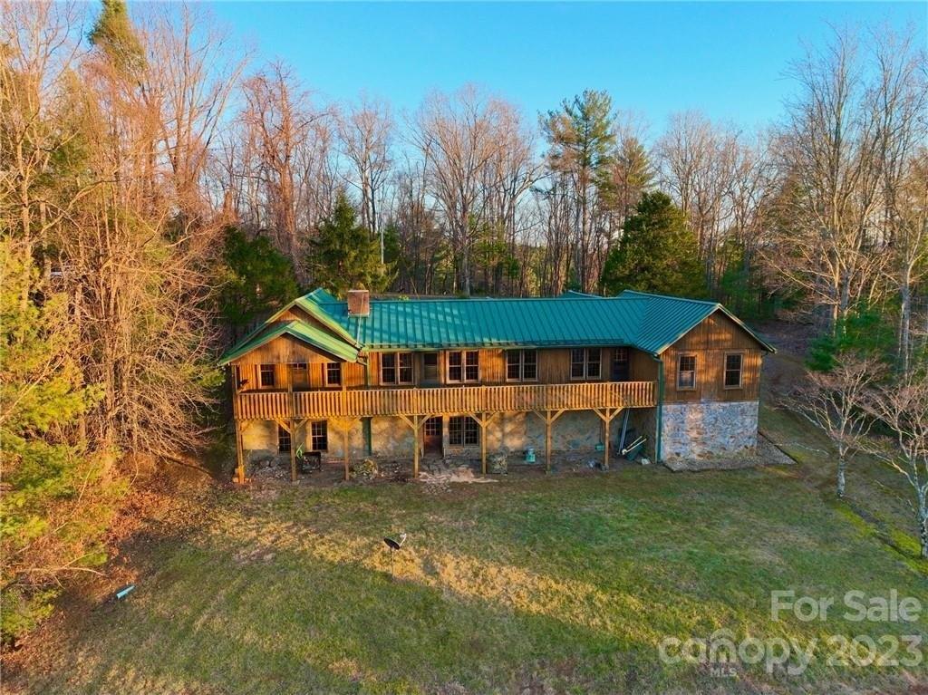 Table Rock Mountain Rd, Morganton, NC 28655