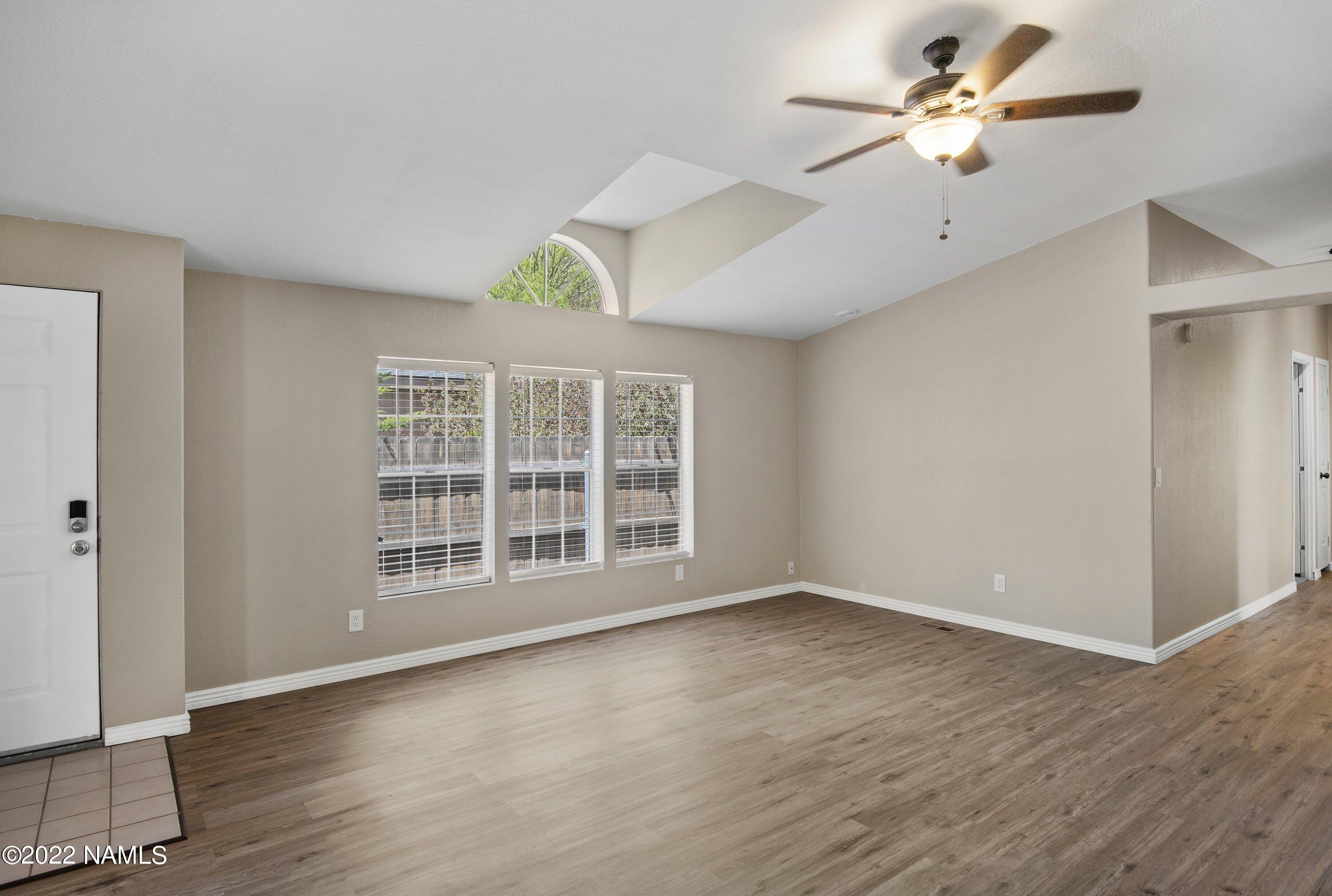 E Lowell Dr, Flagstaff, AZ 86004