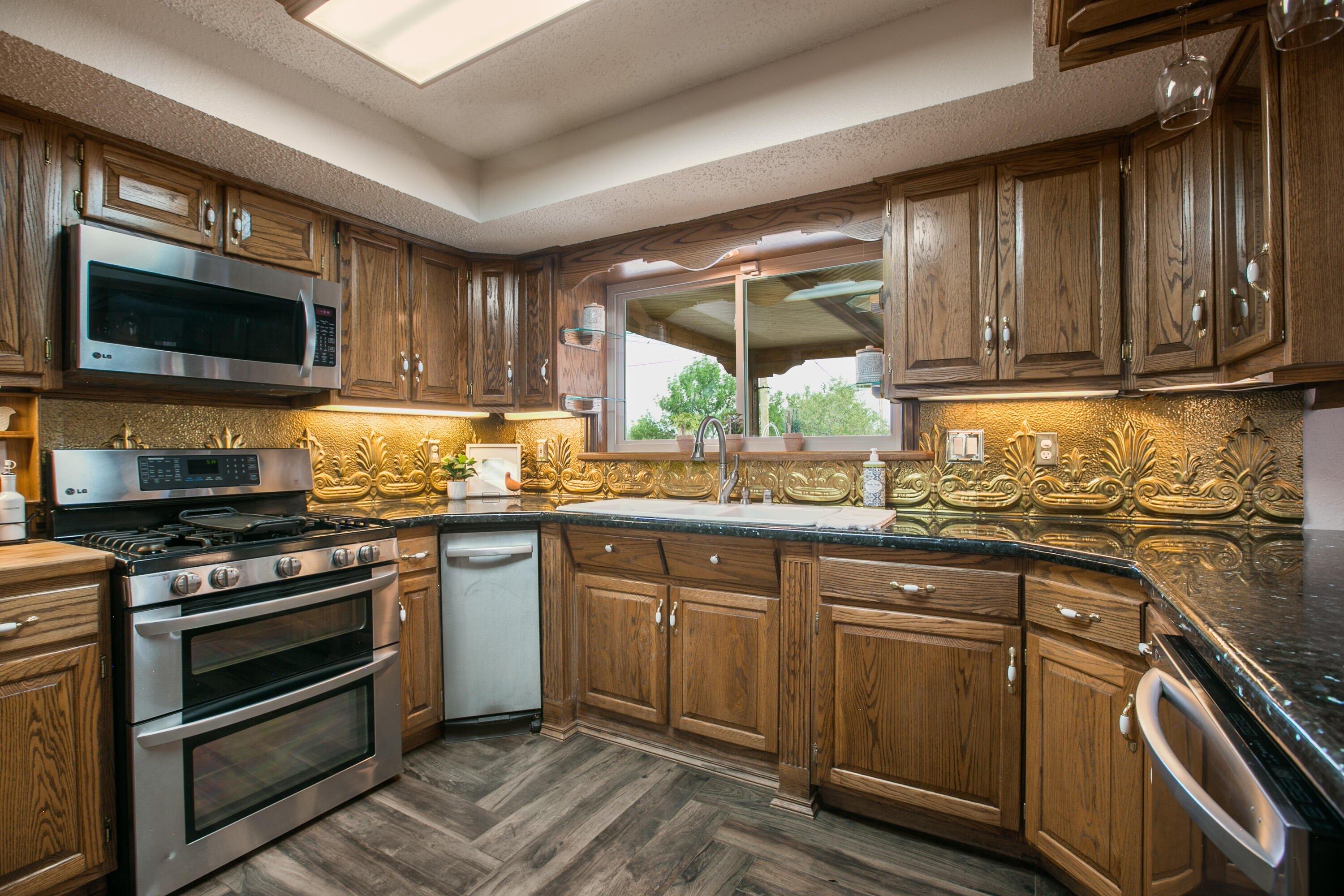 Sue Cir Se, Rio Rancho, NM 87124