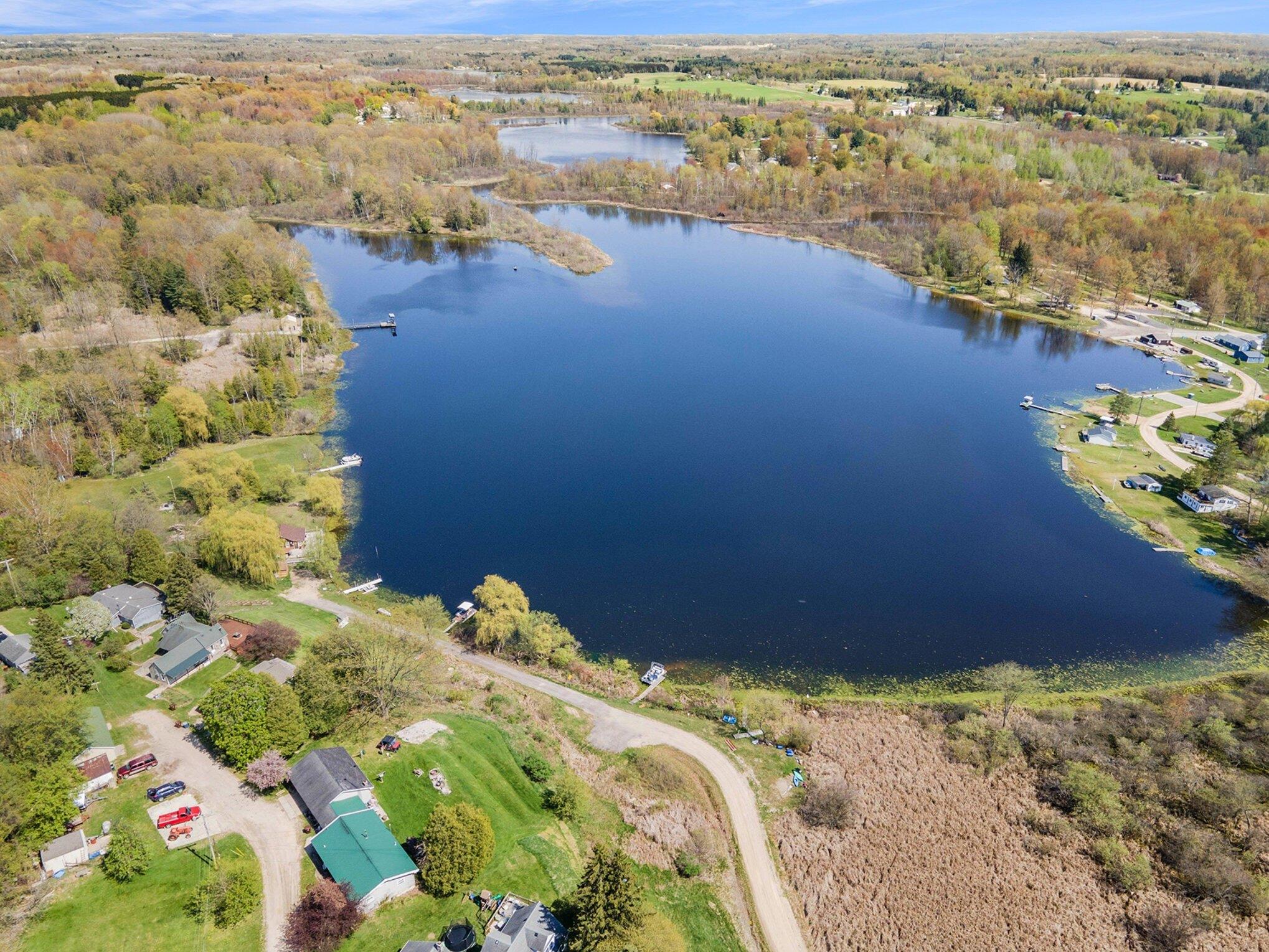 Parkwood Dr, Six Lakes, MI 48886